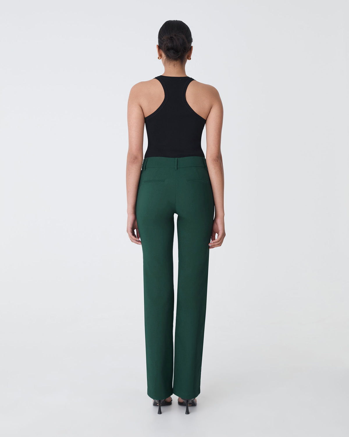 Annalee Classic Pants in green — view 5