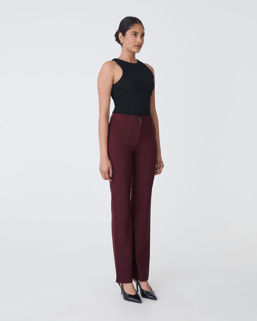 Annalee Classic Pants in maroon — side view