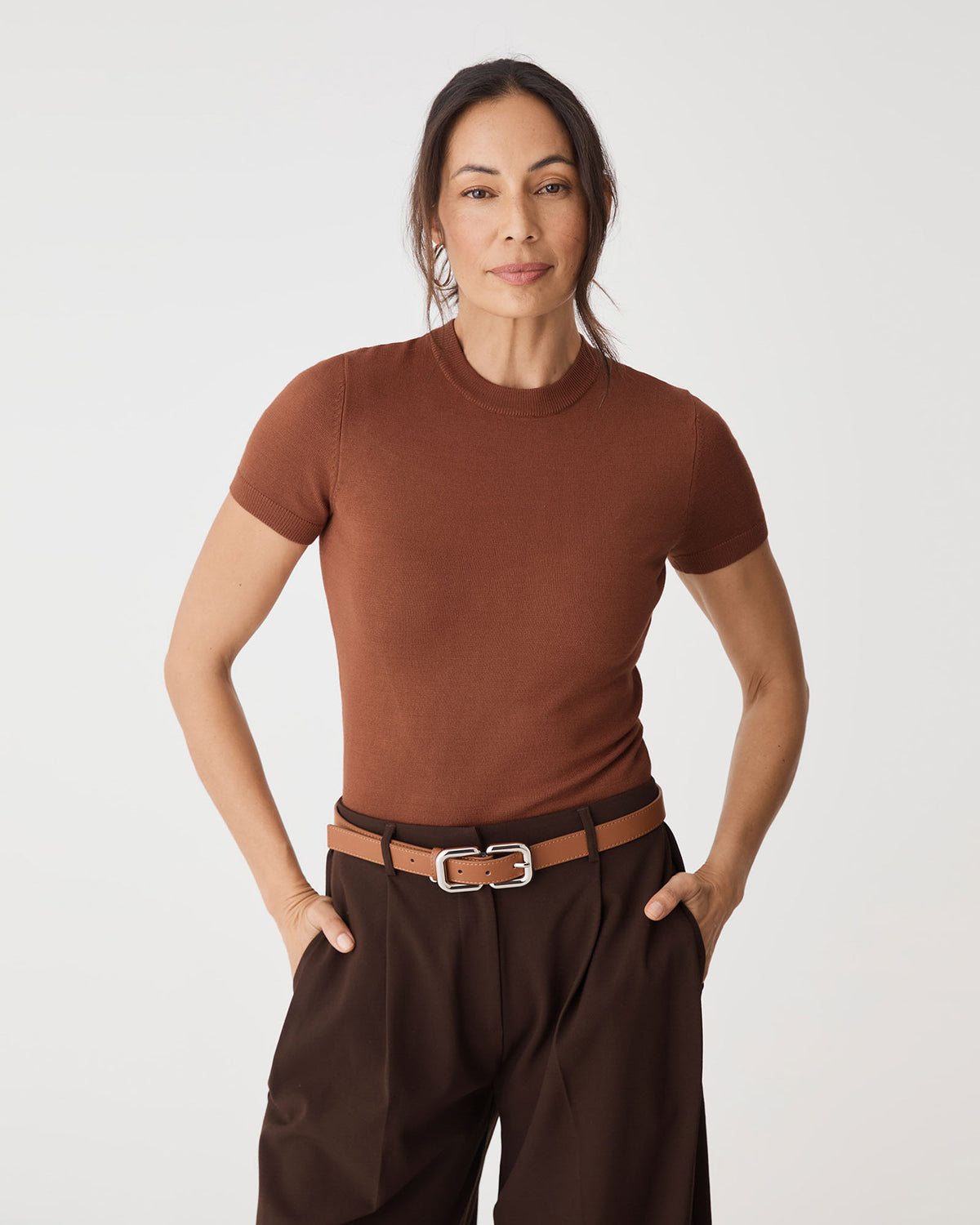 Catherine Short Sleeve Knit in brandy — close-up view