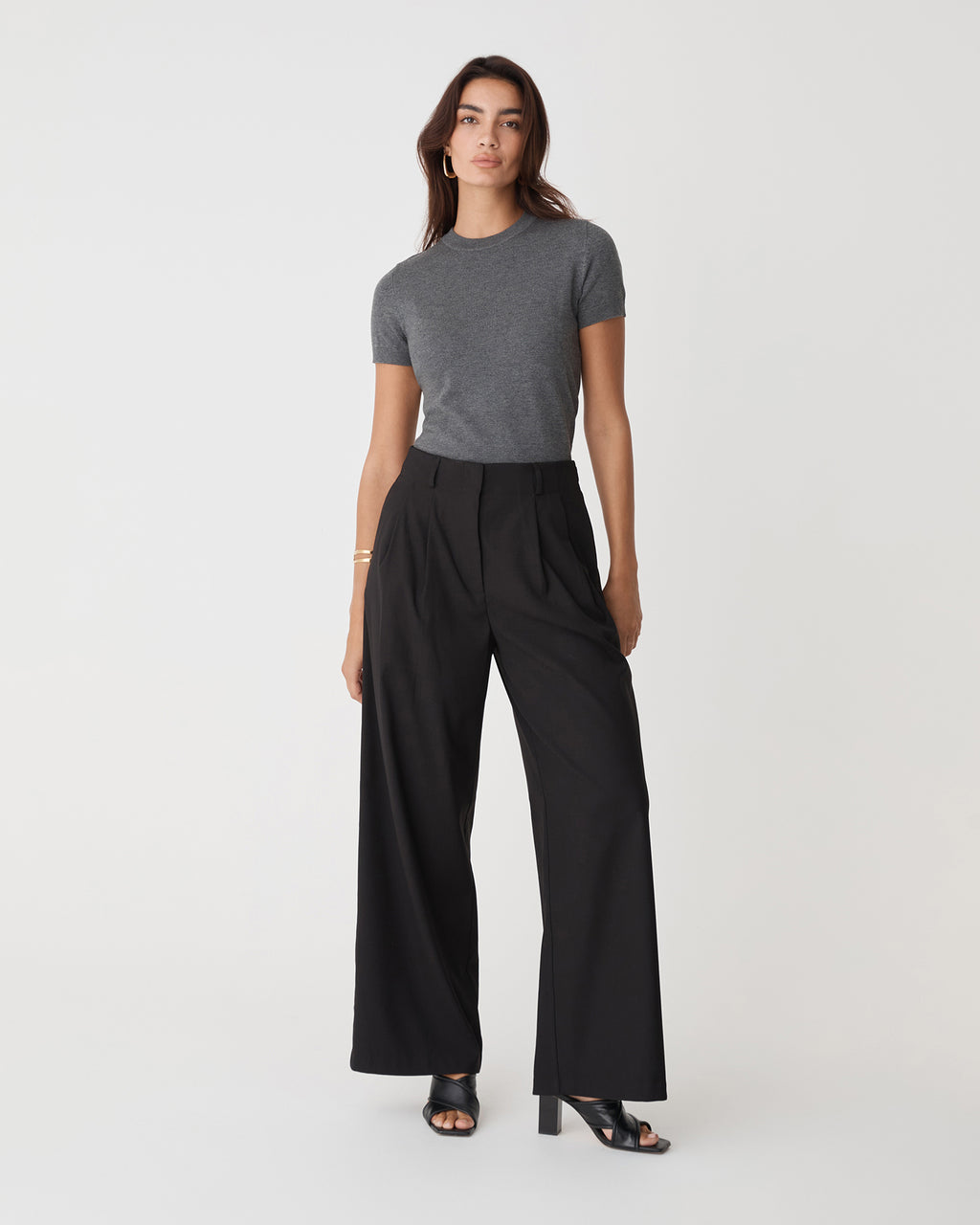 Catherine Short Sleeve Knit in charcoal — full-length view
