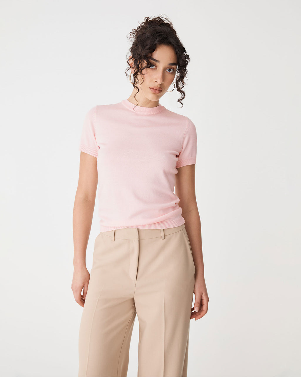 Catherine Short Sleeve Knit in primrose pink — close-up view