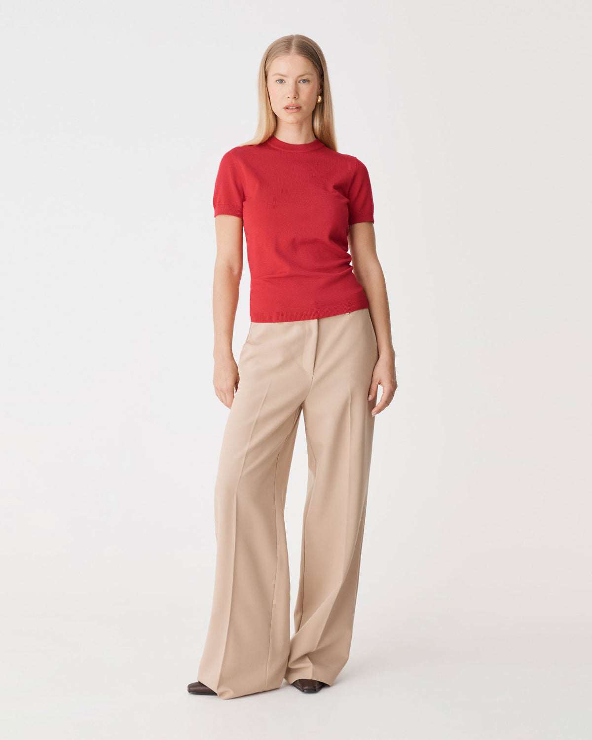 Catherine Short Sleeve Knit in scarlet — full-length view