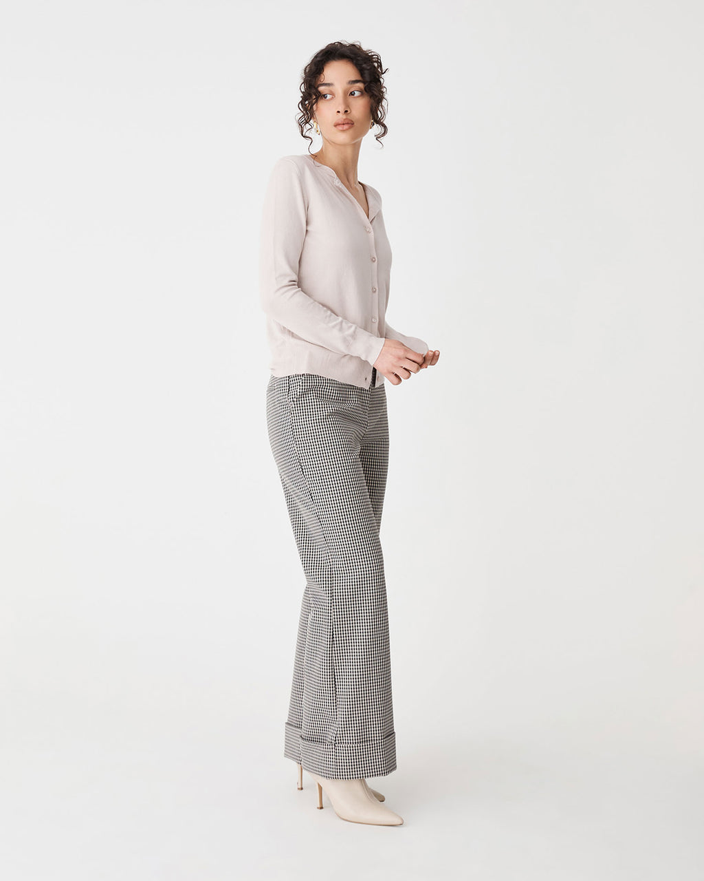 Joyce Knit Cardigan in beige — side view