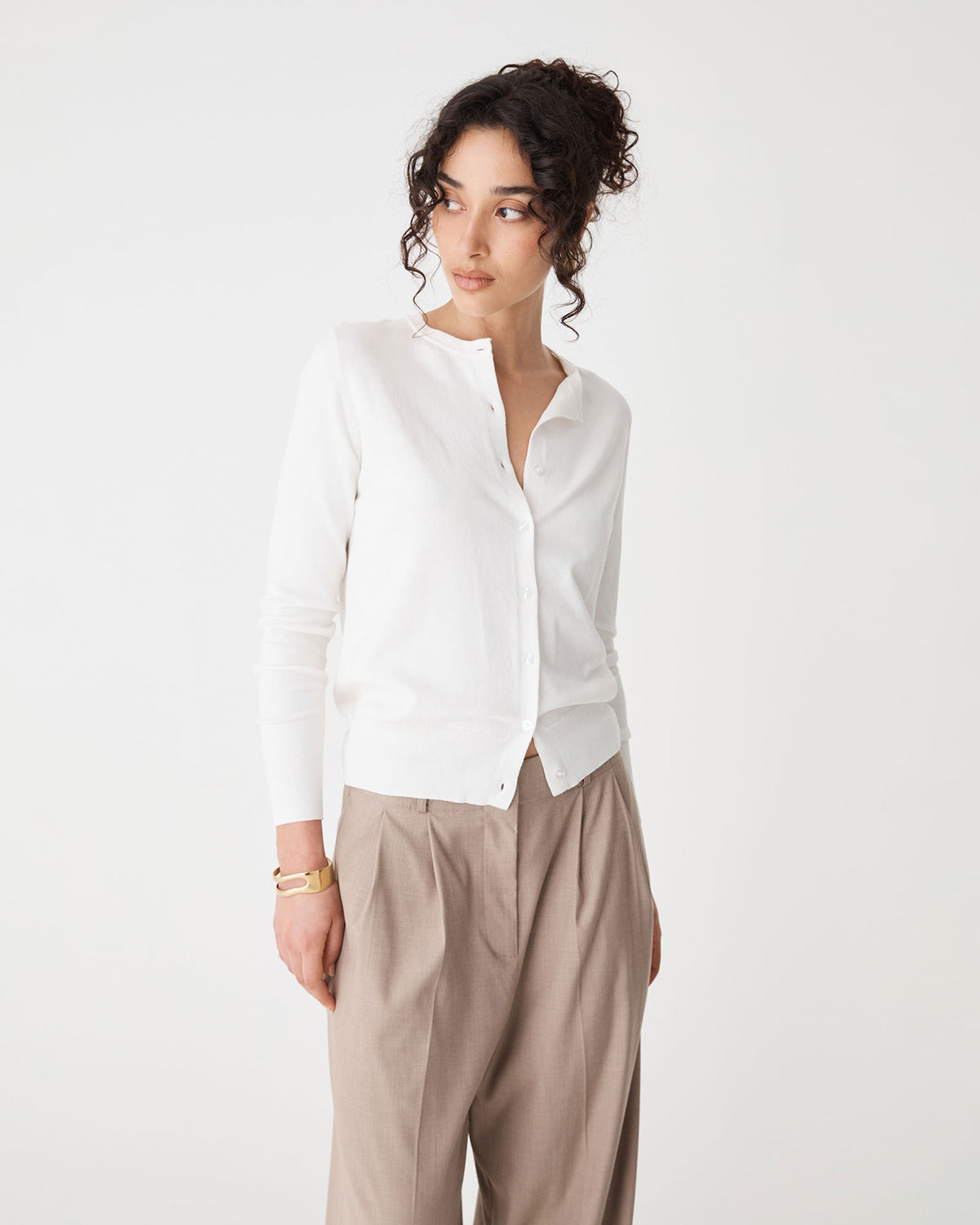 Joyce Knit Cardigan in ivory — close-up view 3