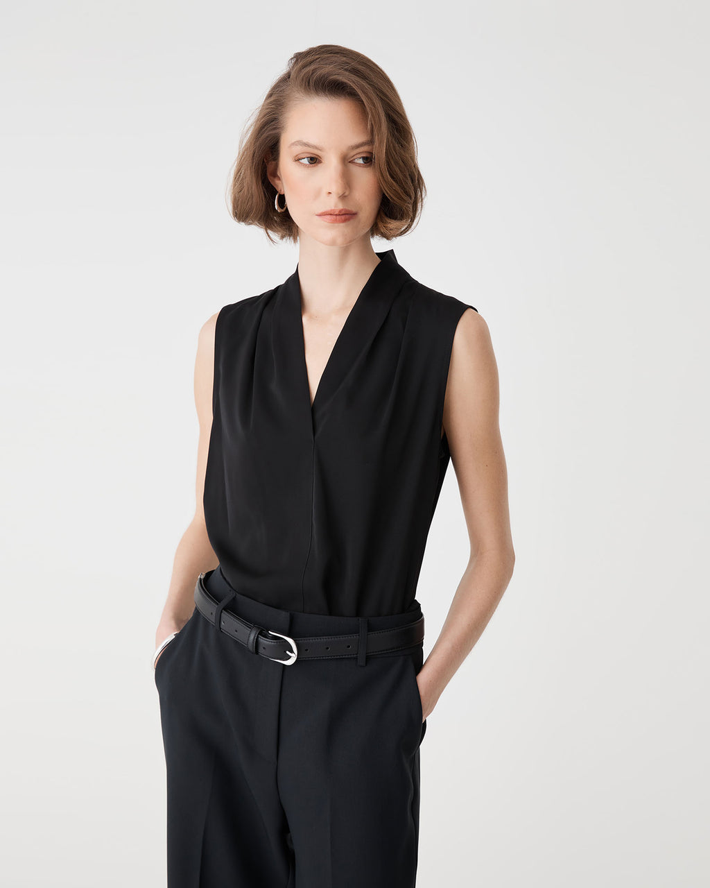 Alivia 2 V-Neck Top in black — view 4