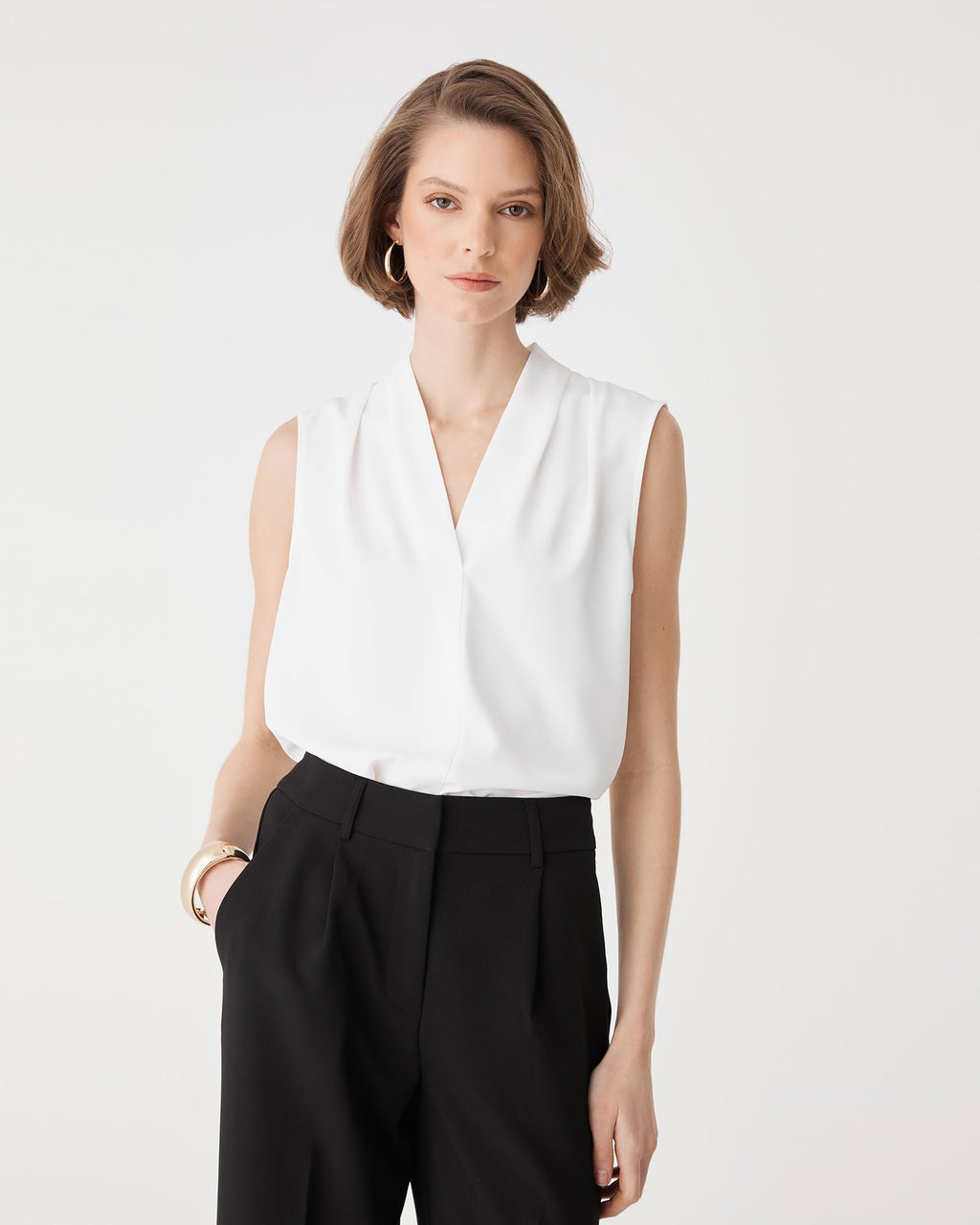 Alivia 2 V-Neck Top in ivory — view 4