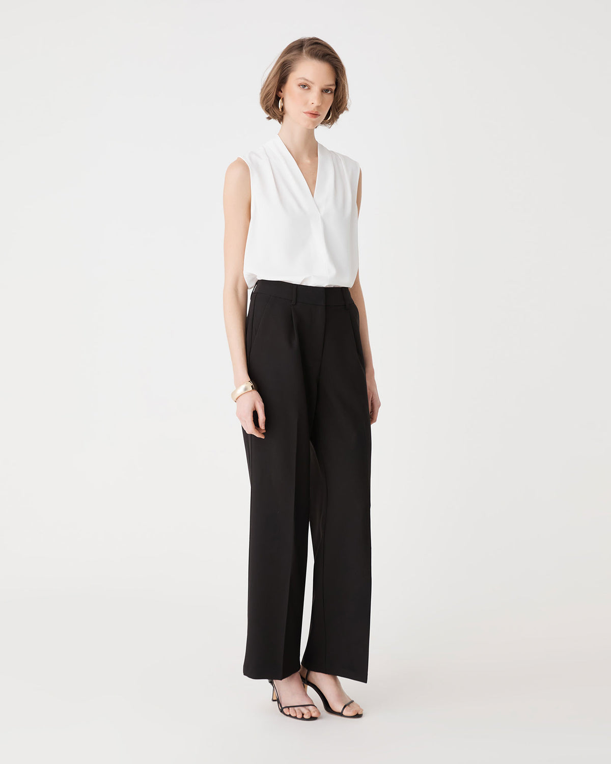 Alivia 2 V-Neck Top in ivory — view 3