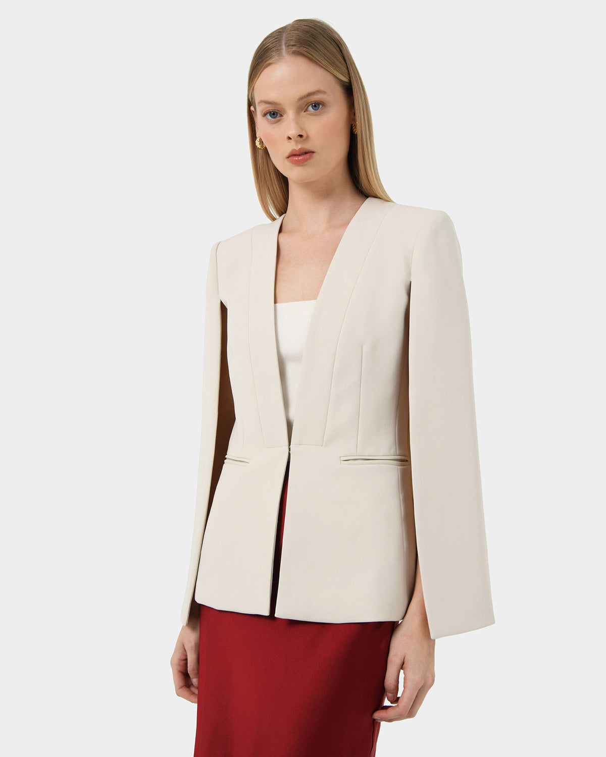 Christina 2 Cape Jacket in pale nude — close-up view 2