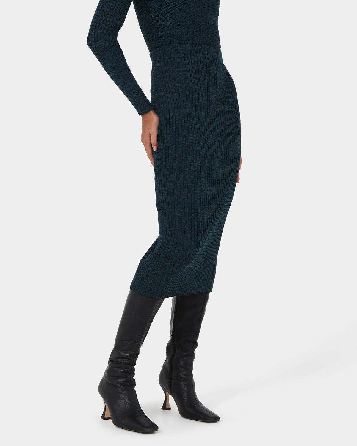 Cienna Knit Skirt in teal — close-up view