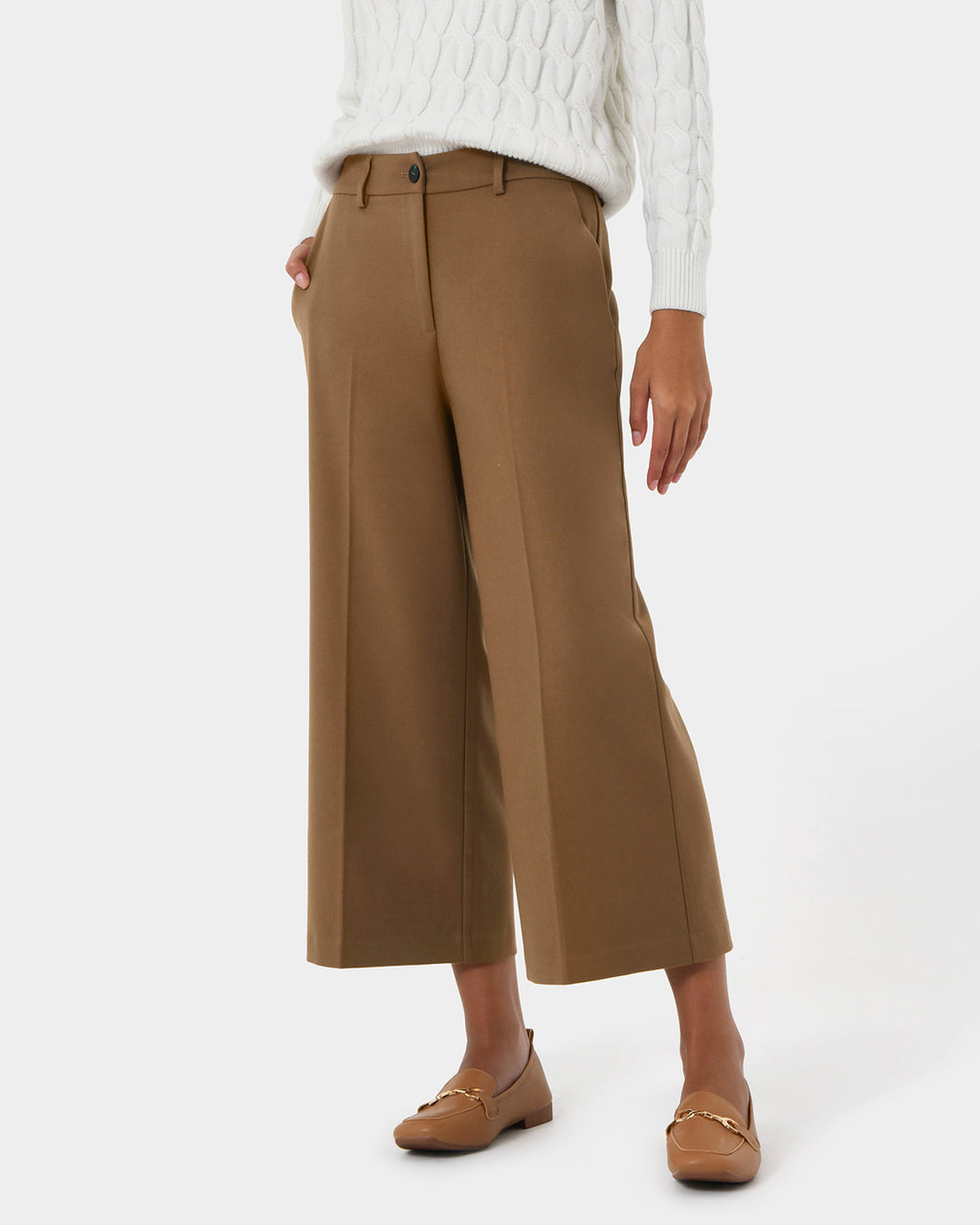 Ayreen High Waist Culotte in camel — close-up view