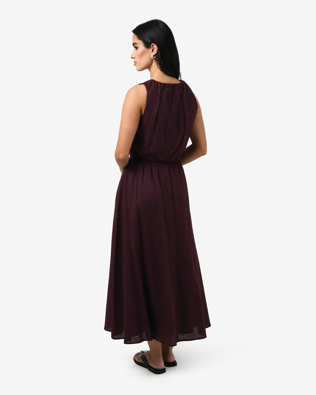 Kenya Linen Skirt in aubergine — back view