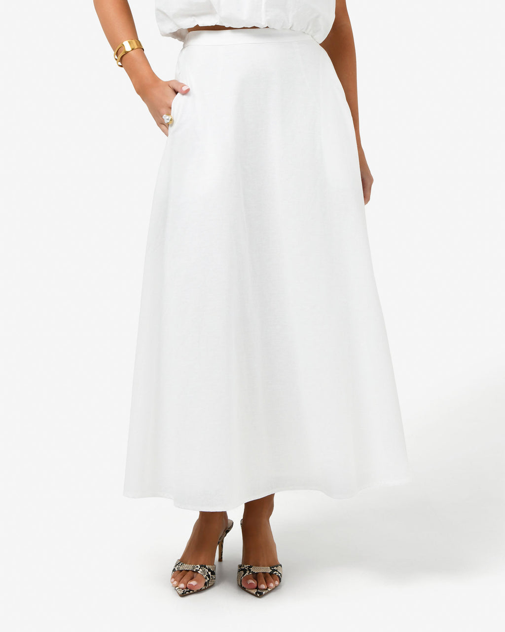 Kenya Linen Skirt in ivory — close-up view