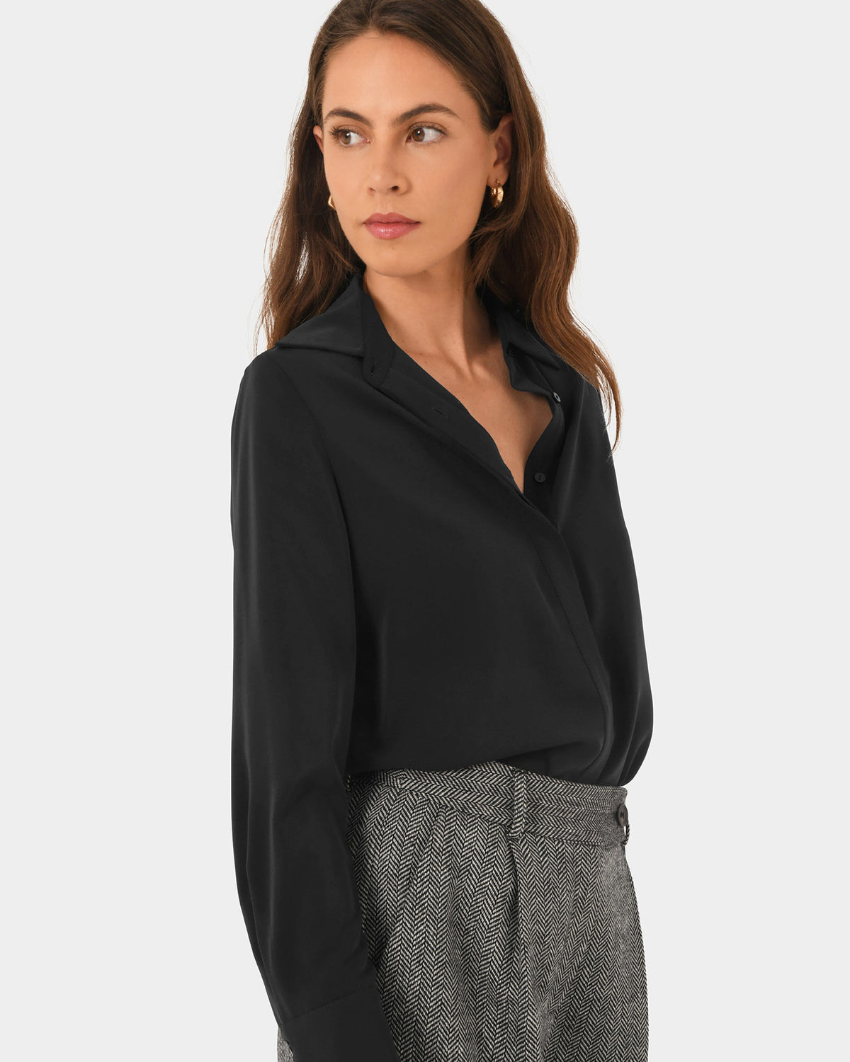 Robin Collared Blouse in black — side view