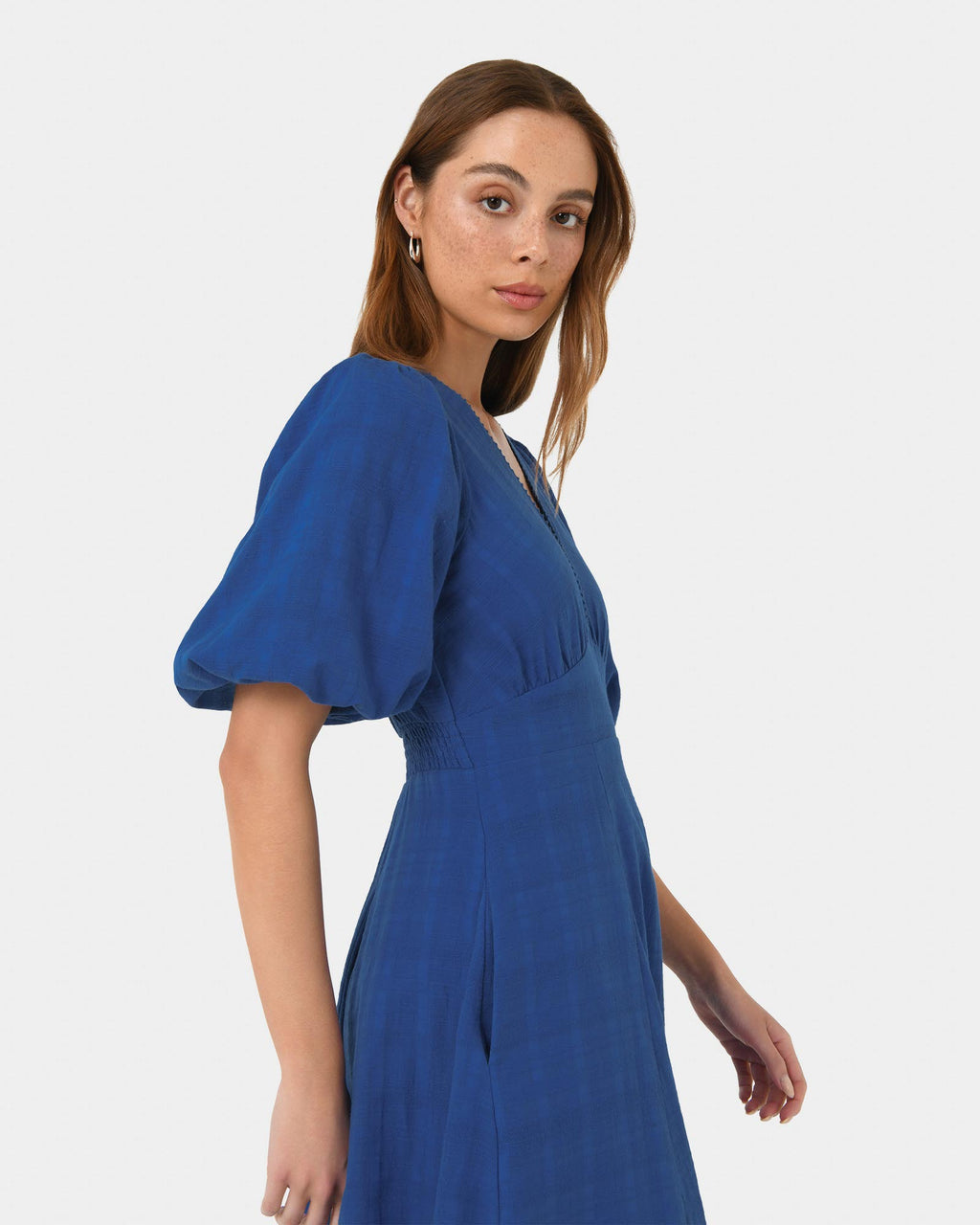 Iris Puff Sleeve Midi Dress in cobalt — side view 2