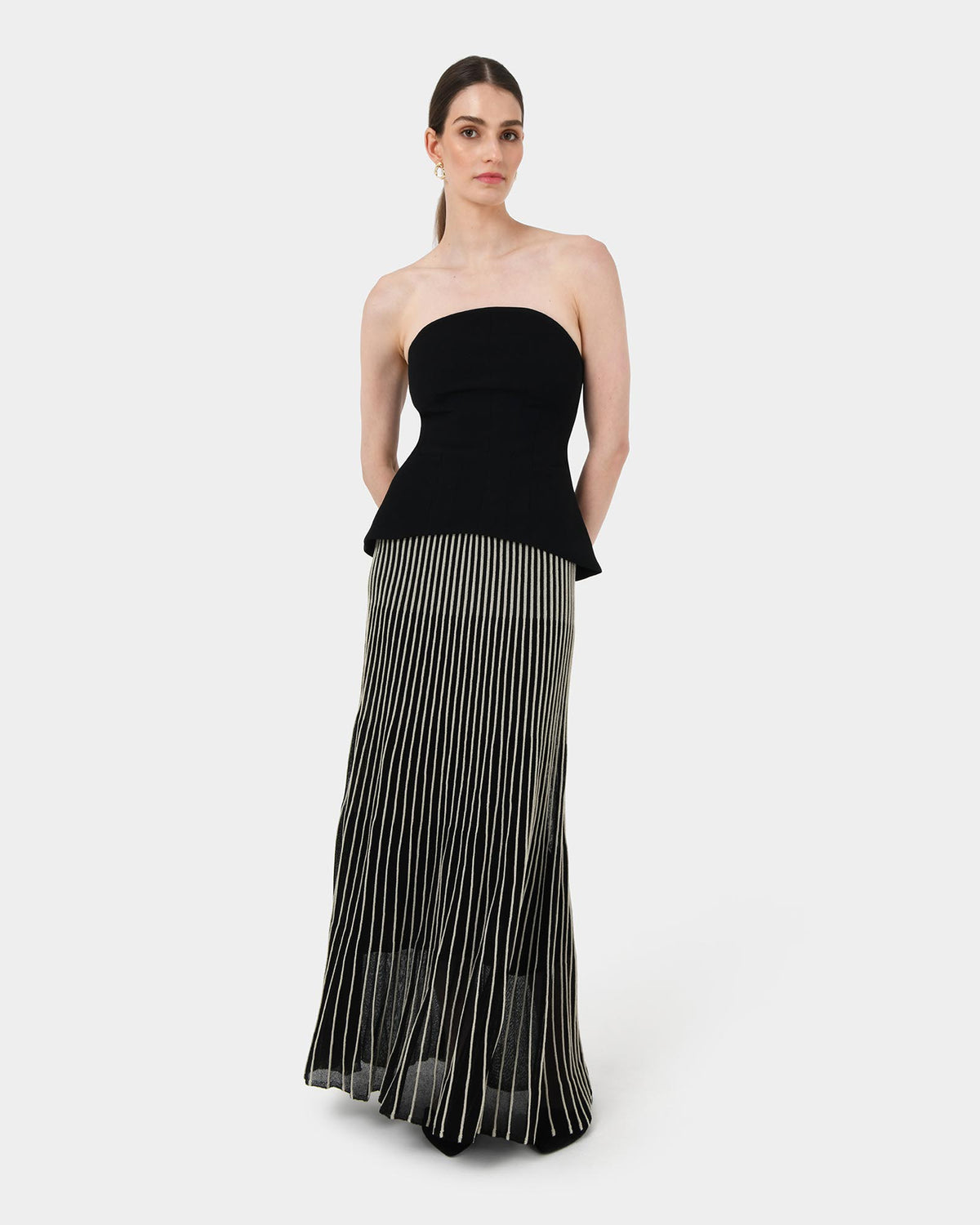 Veya Panel Bodice in black — full-length view