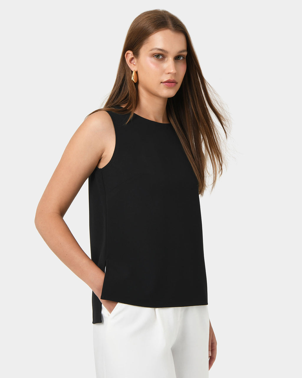 Tess Round Neck Top in black — side view