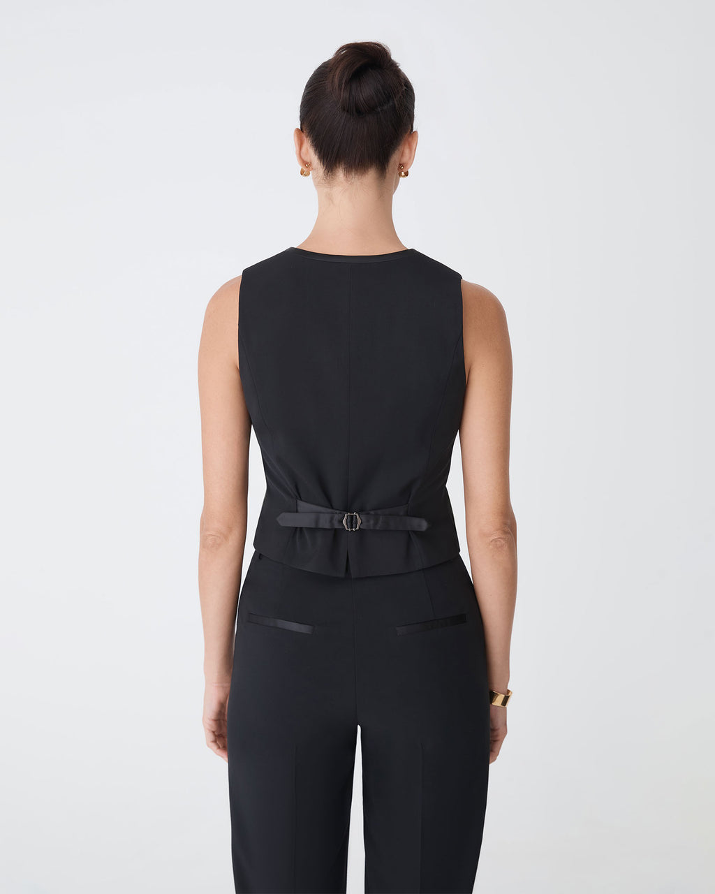 Eve Classic Two Tone Vest in black — back view