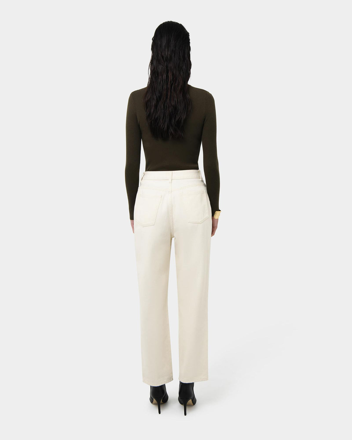 Alex Boyfriend Jeans in ecru — back view