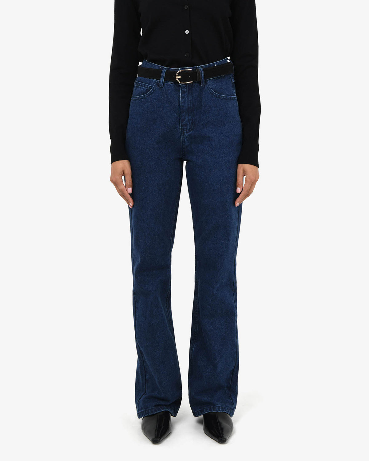 Merith Bootcut Jeans in indigo — close-up view