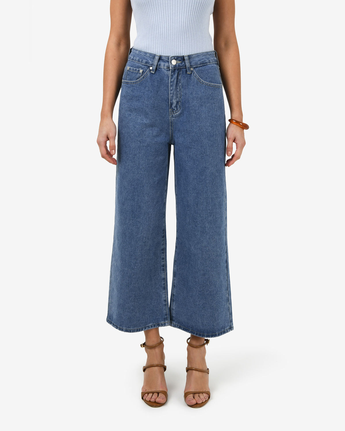 Windsor Cropped Wide Leg Jeans in mid wash blue — close-up view 2