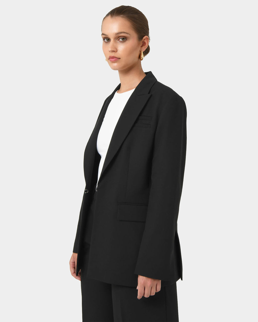 Sonique Tailored Blazer in black — side view