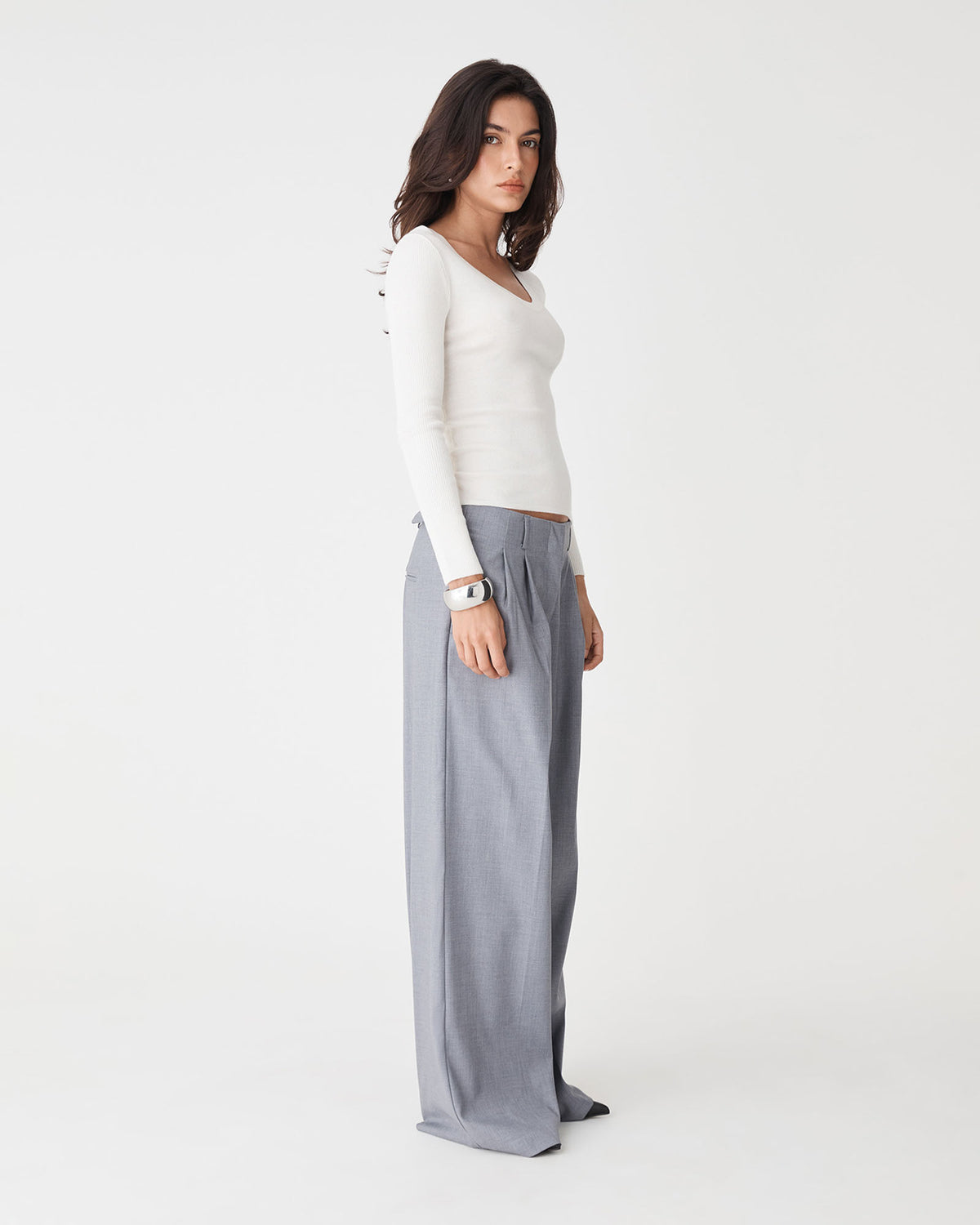Samira Scoop Neck Knit in ivory — side view