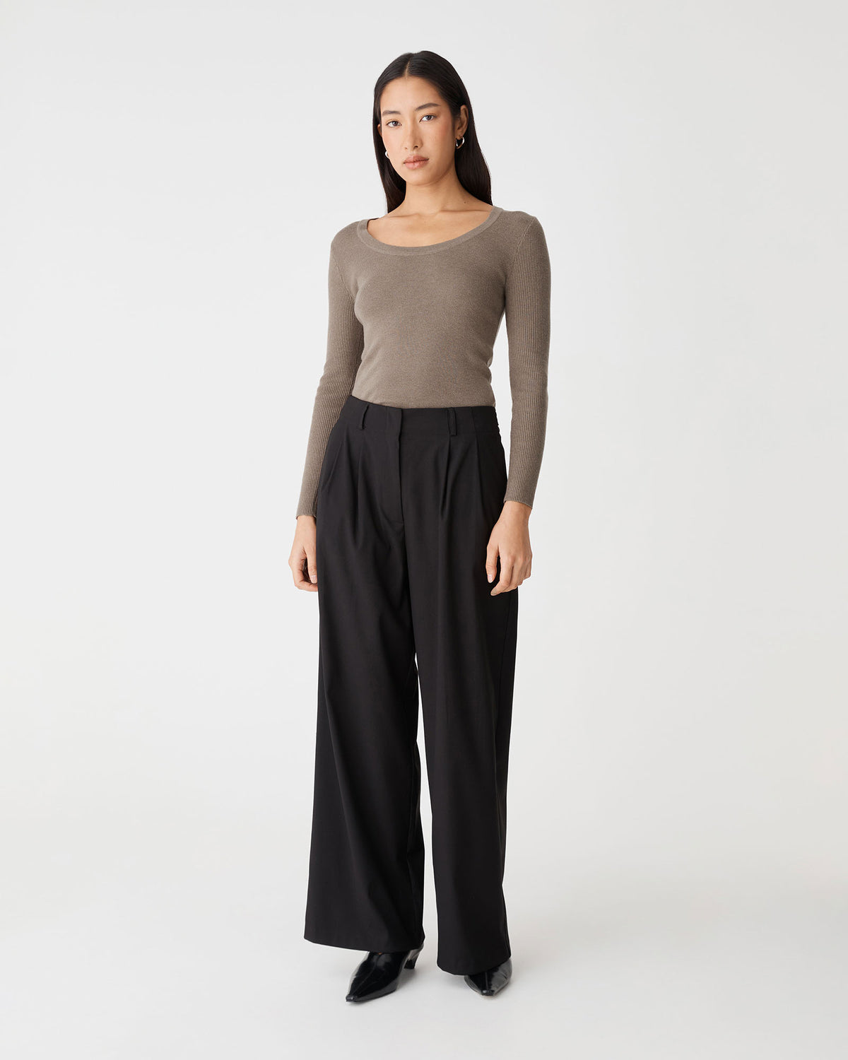 Samira Scoop Neck Knit in mushroom — full-length view