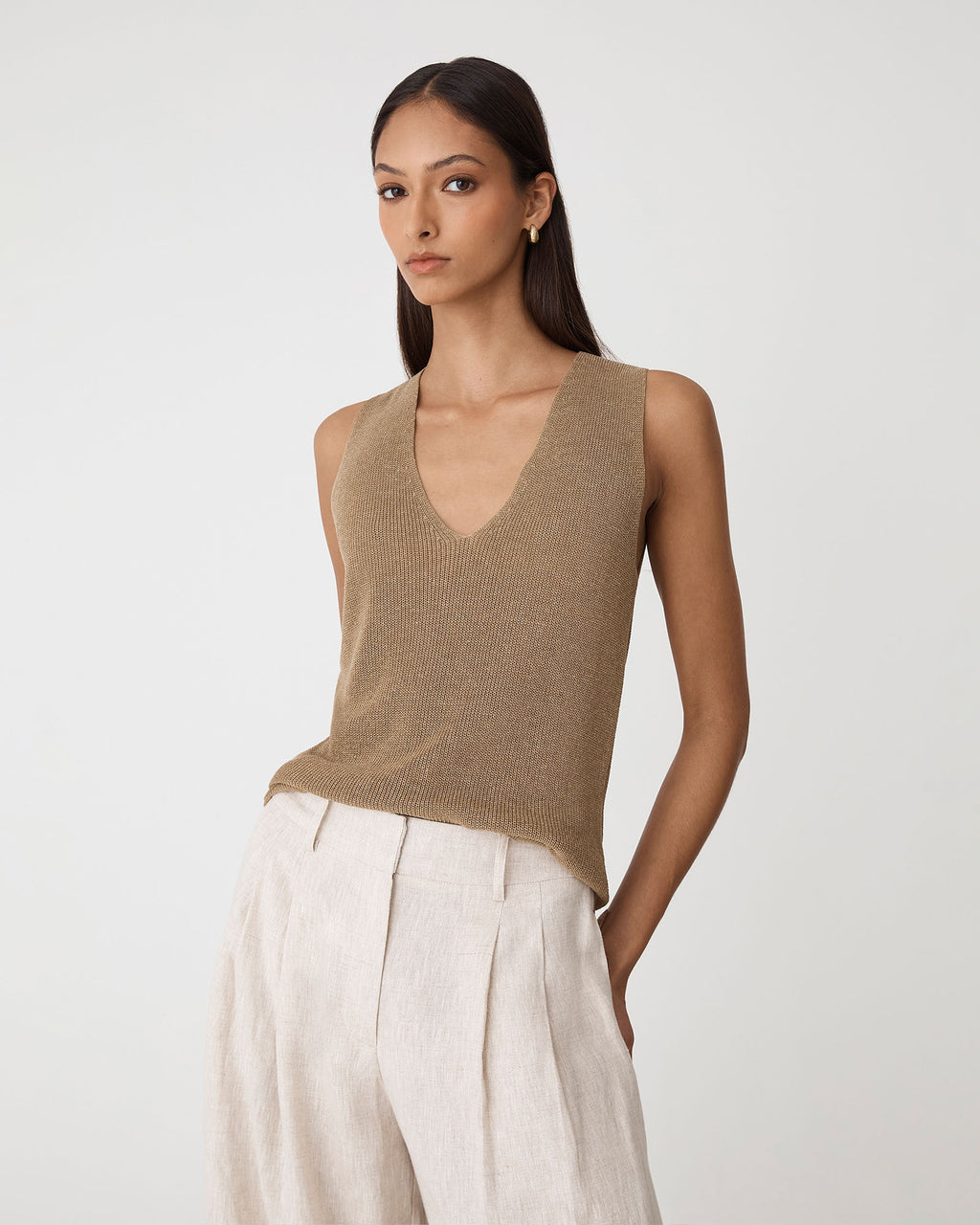 Jillian Lyocell Blend Tank in flax marle — close-up view