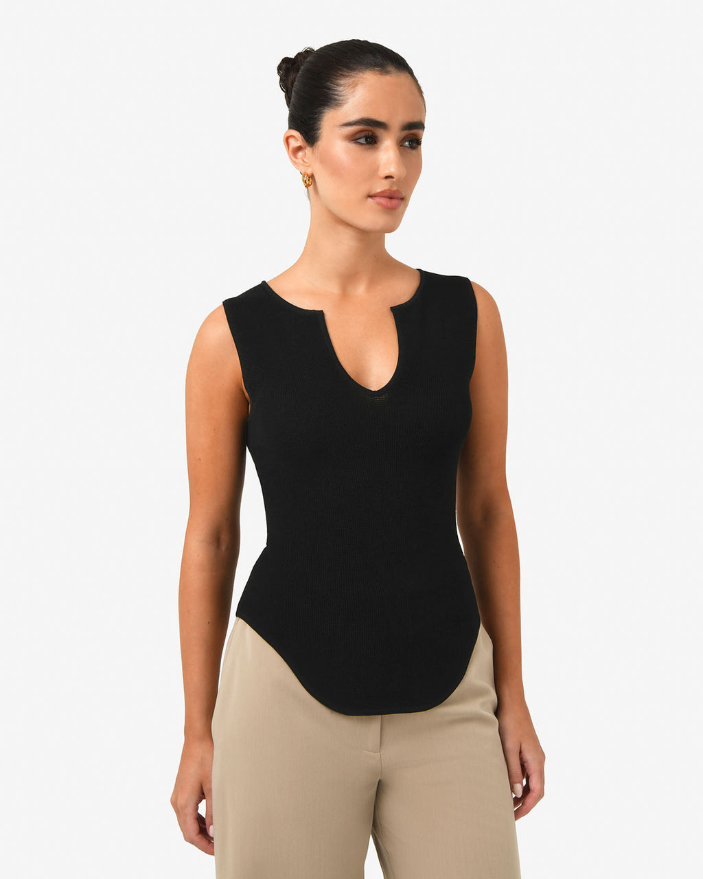 Noemi Split Neck Tank in black — close-up view 2
