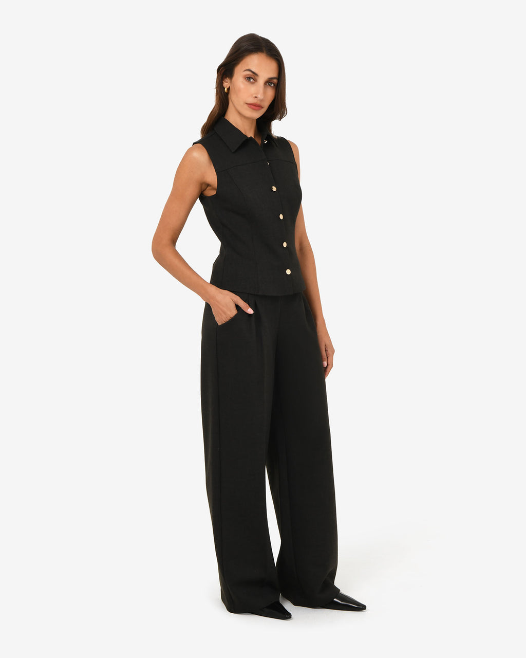 Dolly Pleated Wide Leg Pants in black — side view