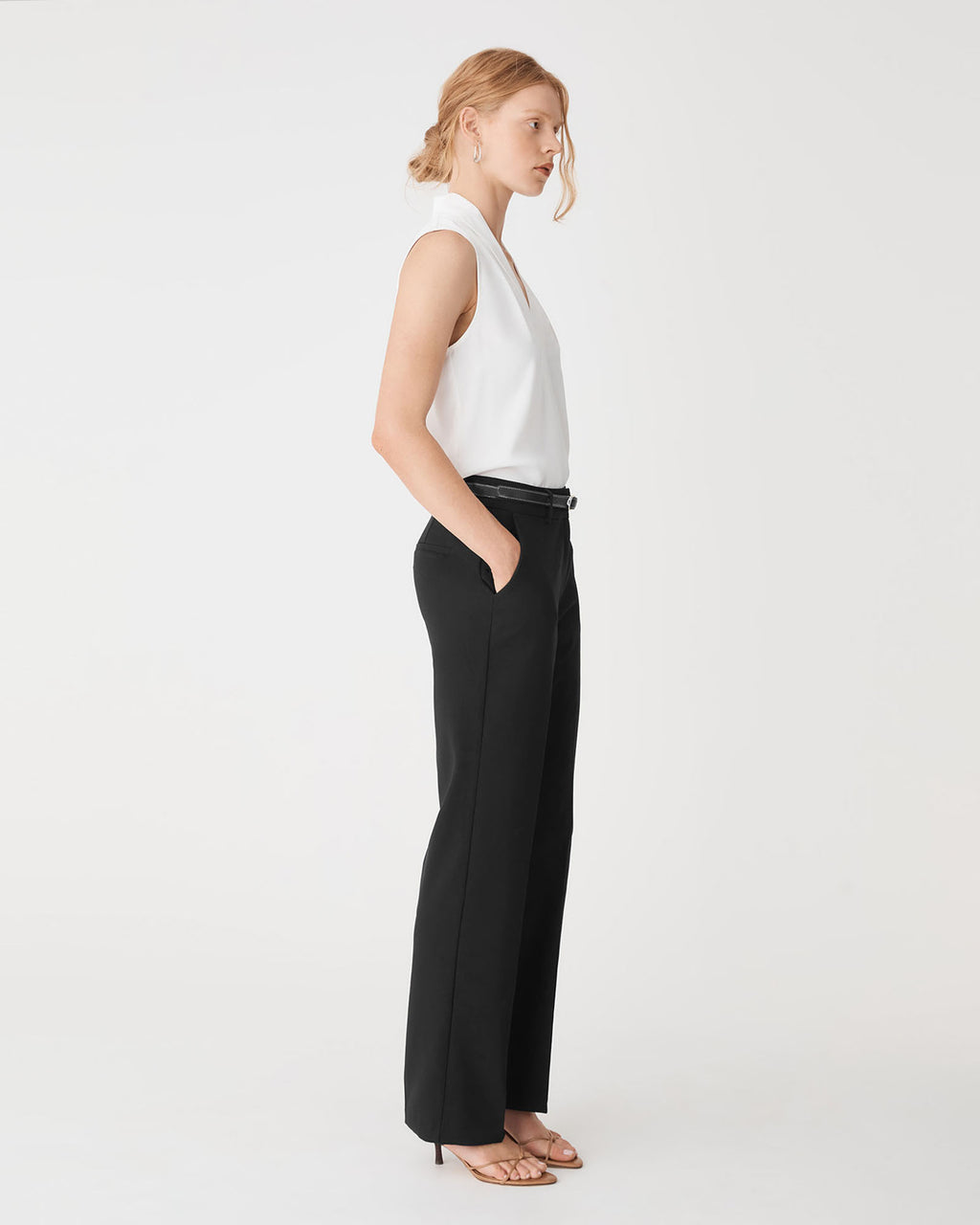 Merid Tailored Pants in black — side view