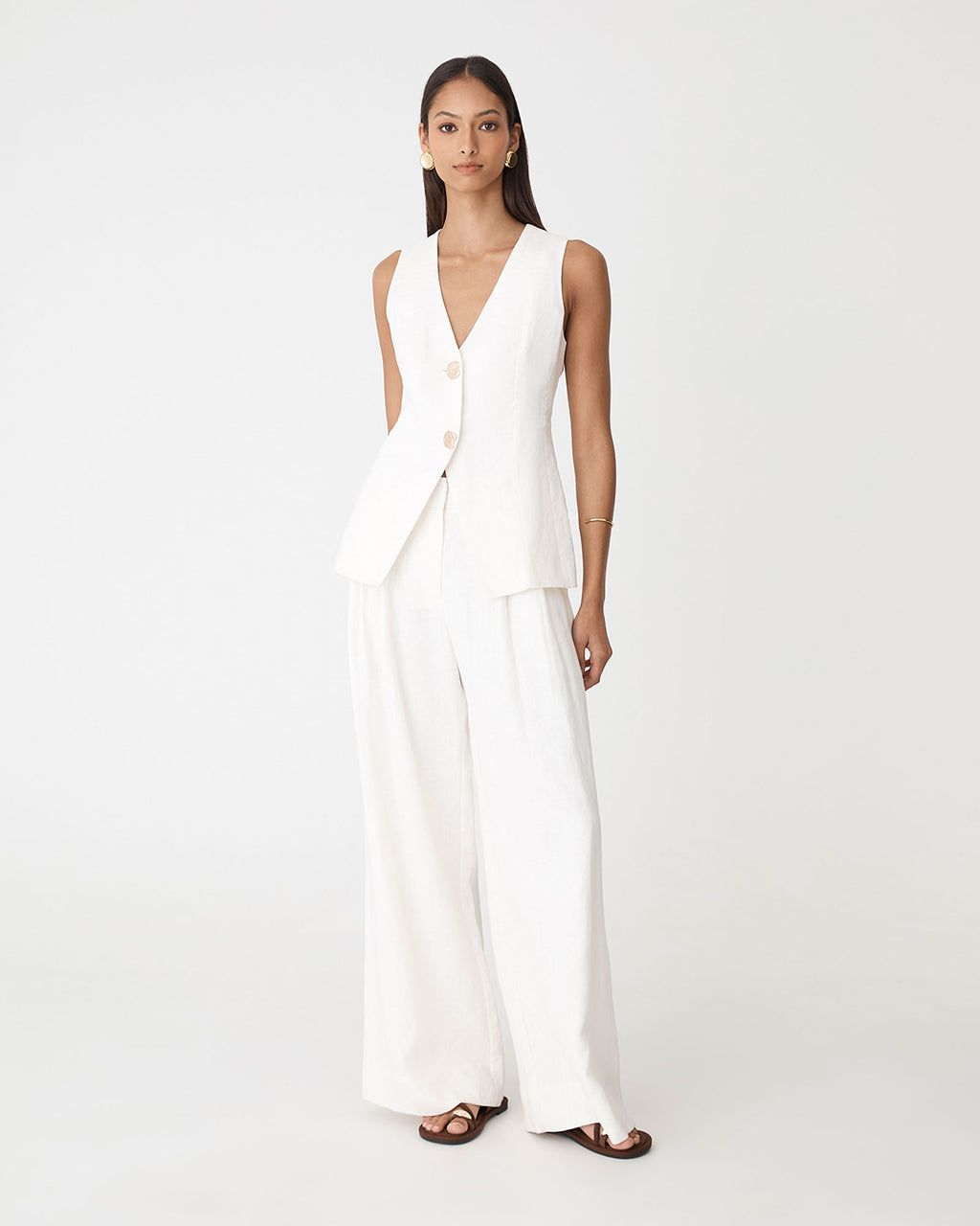 Ami Wide Leg Linen Pants in white — full-length view 3