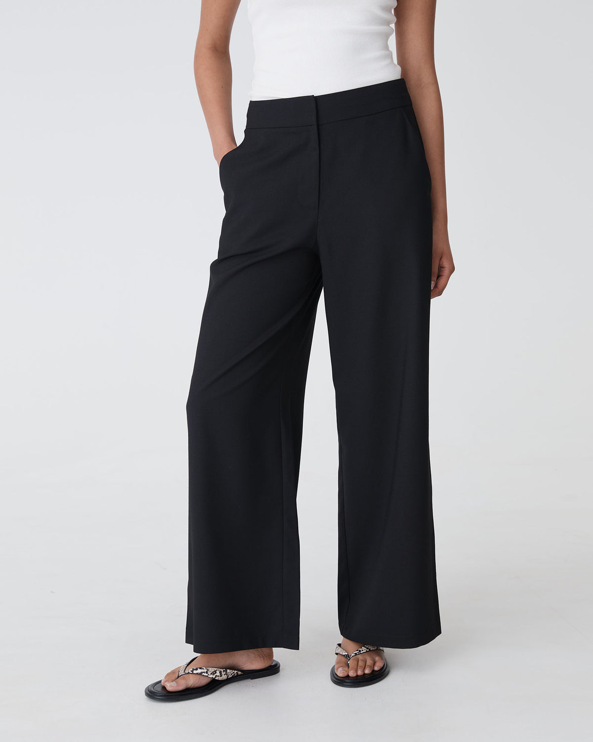 Rylan Wide Leg Pants in black — close-up view