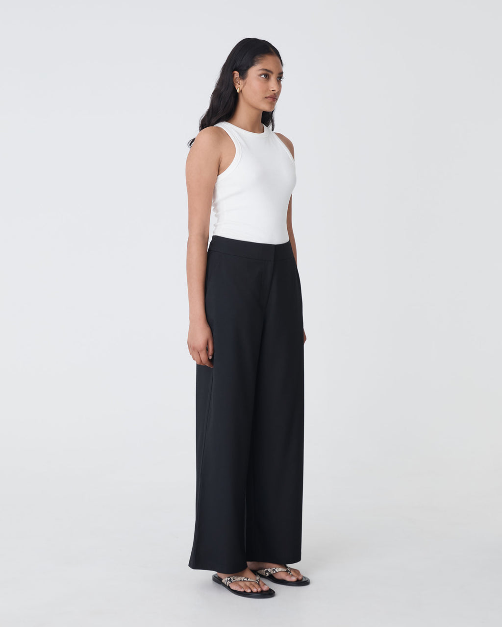 Rylan Wide Leg Pants in black — side view
