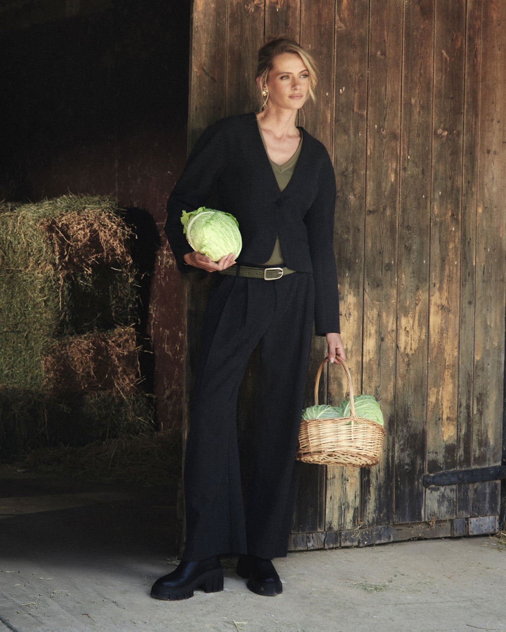 Pippa Barrel Leg Pant in charcoal — alternate view