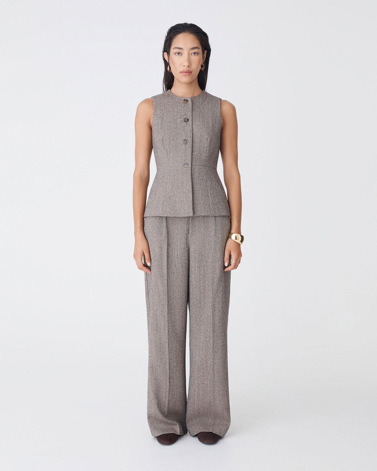 Nevada Herringbone Pants in vintage brown — full-length view