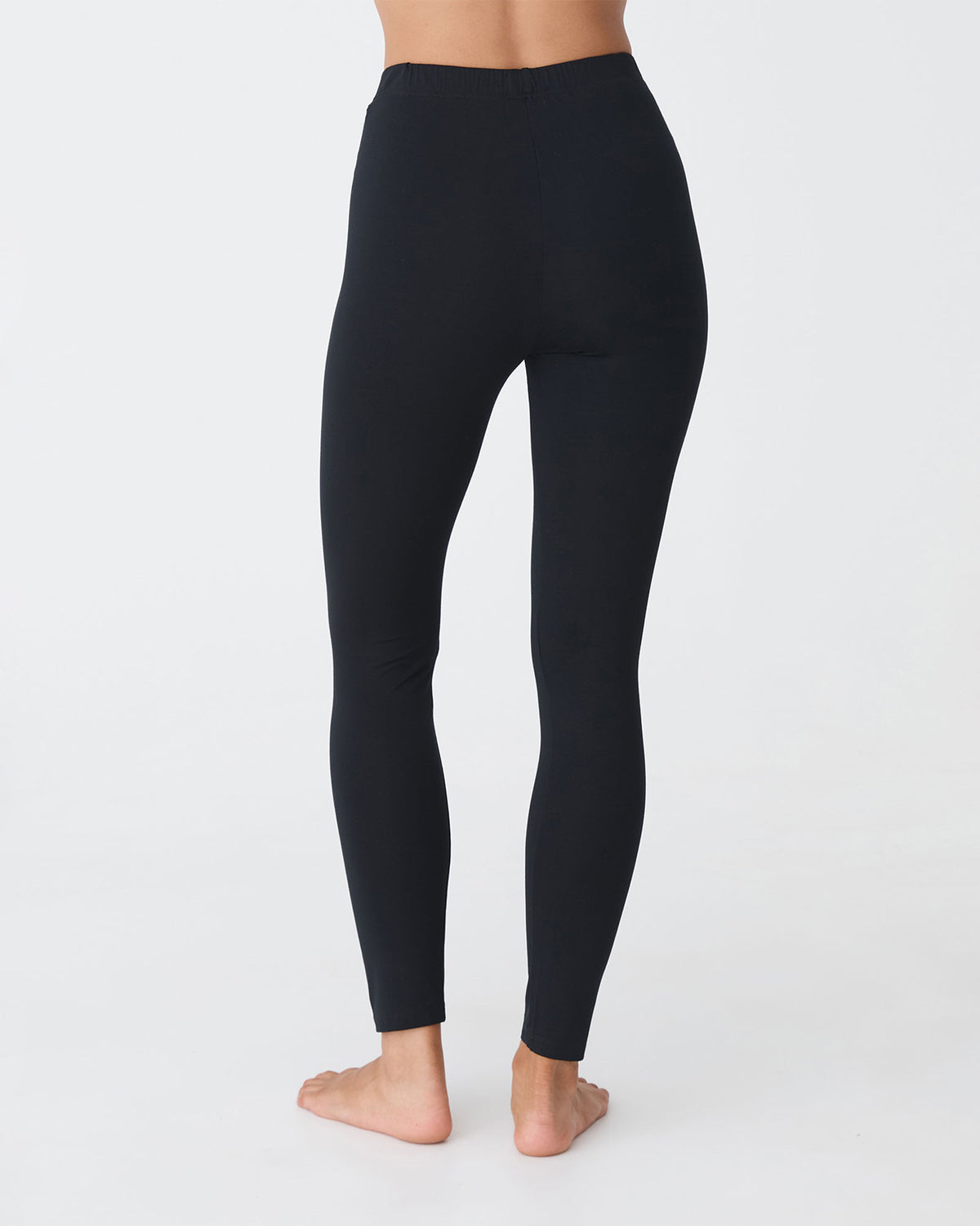Nina Bamboo Leggings in black — back view