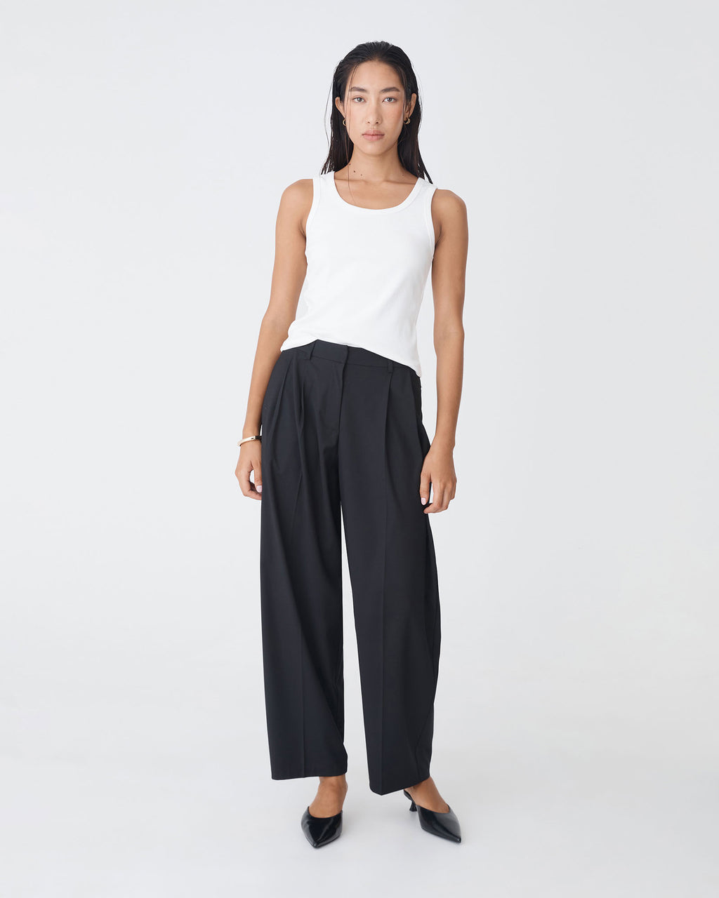 Matilda Relaxed Barrel Pants in black — full-length view 2