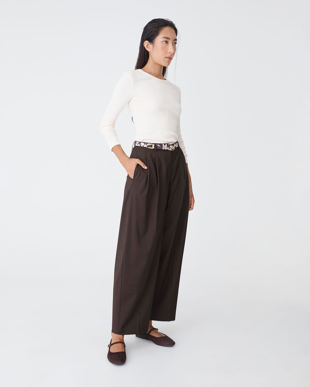 Matilda Relaxed Barrel Pants in chocolate — side view