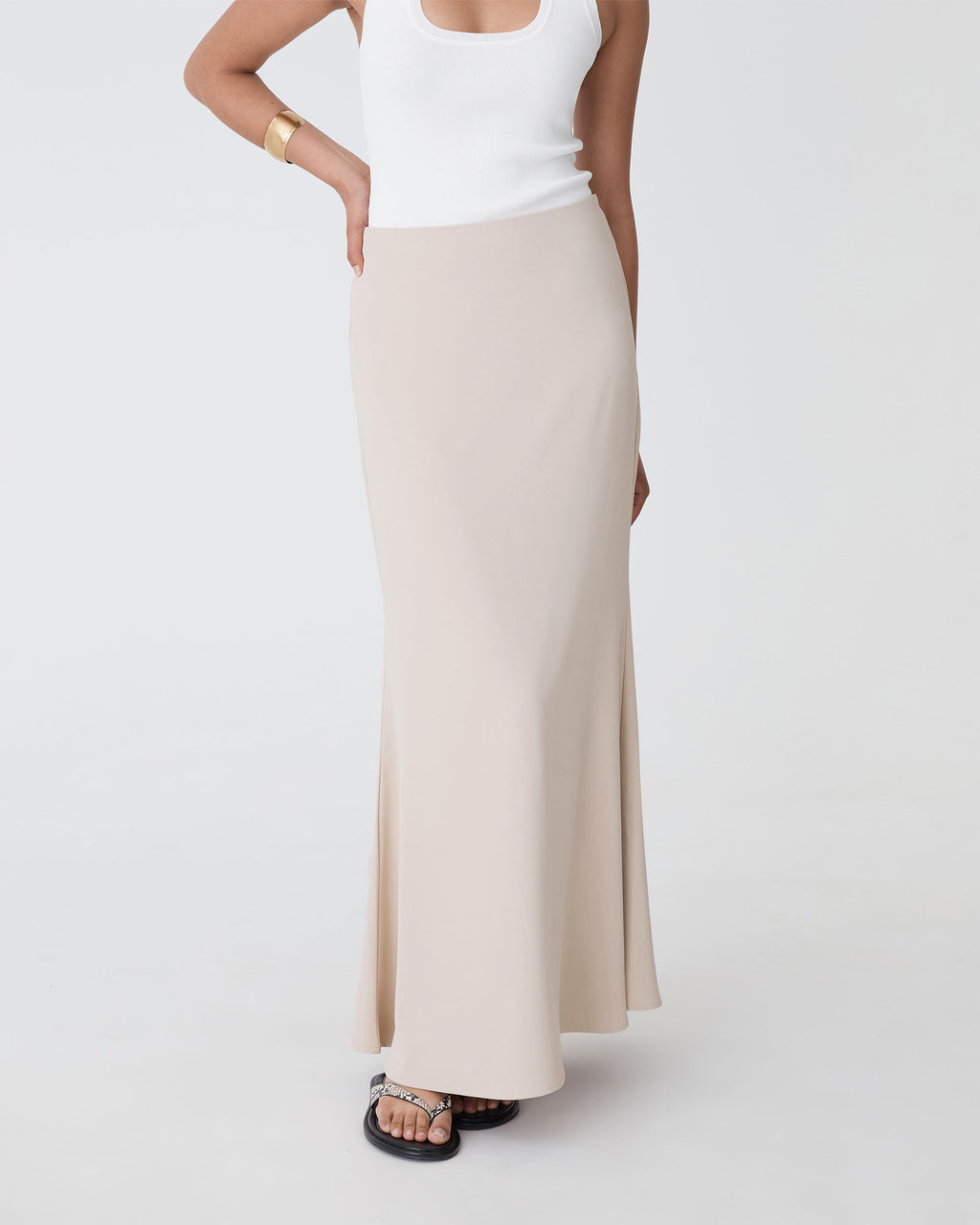 Caris Flared Maxi Skirt in greige — close-up view