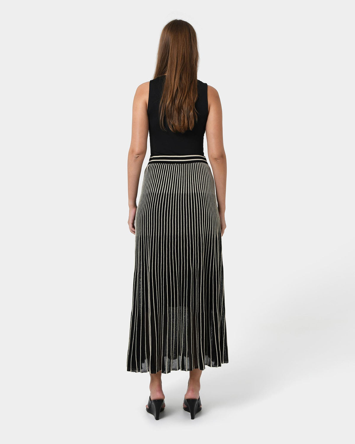 Lucy Pleat Knit Midi Skirt in black gold — back view