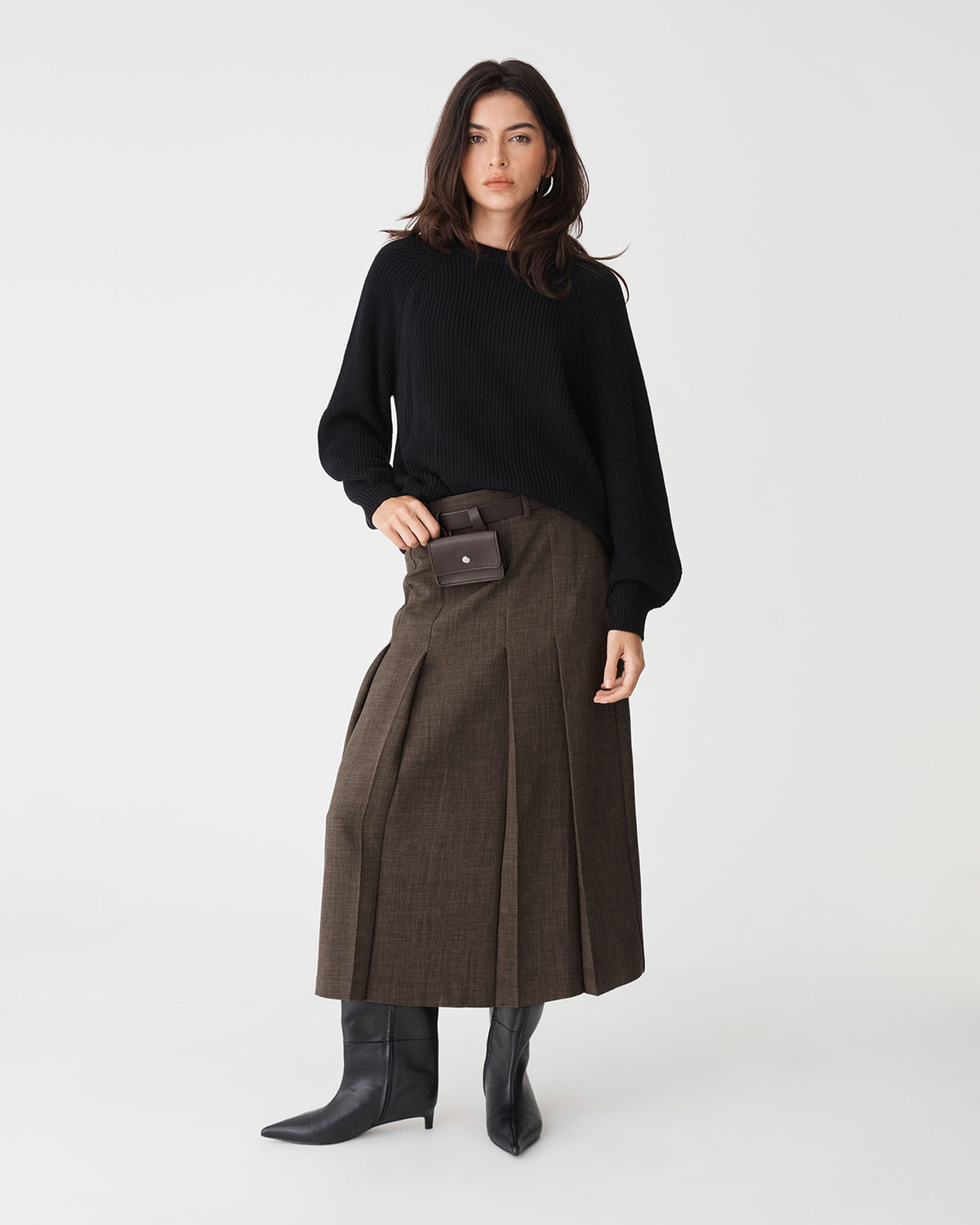 Evelyn Pleated Skirt in brown melange — full-length view