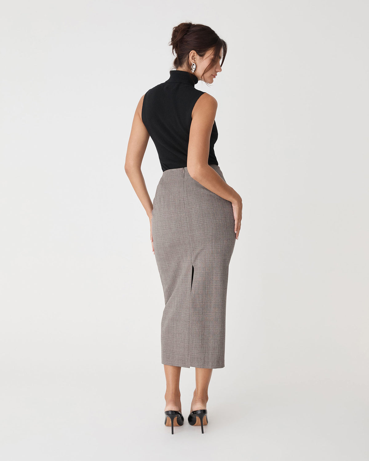 Loretta Midi Pencil Skirt in latte check — back view