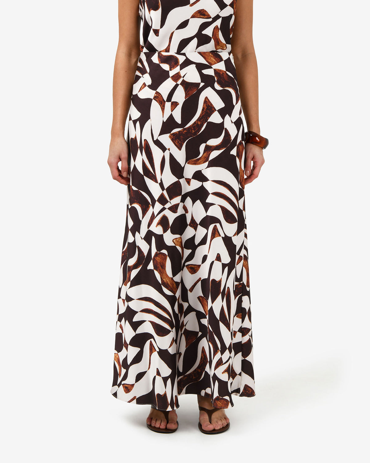 Hazel Printed A-line Skirt in brown retro — close-up view