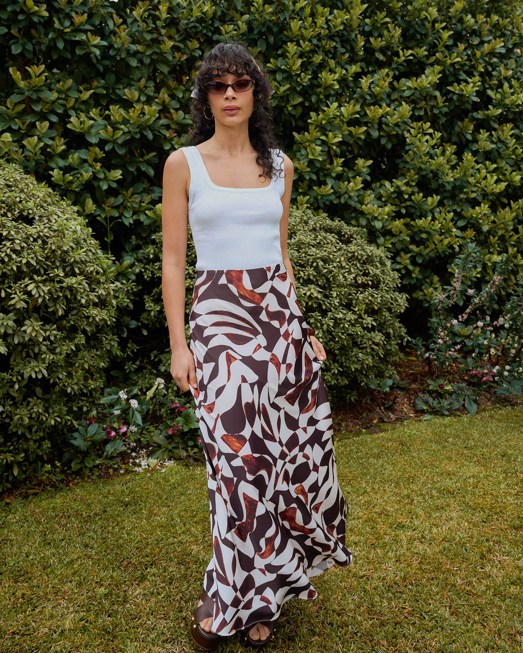 Hazel Printed A-line Skirt in brown retro — alternate view
