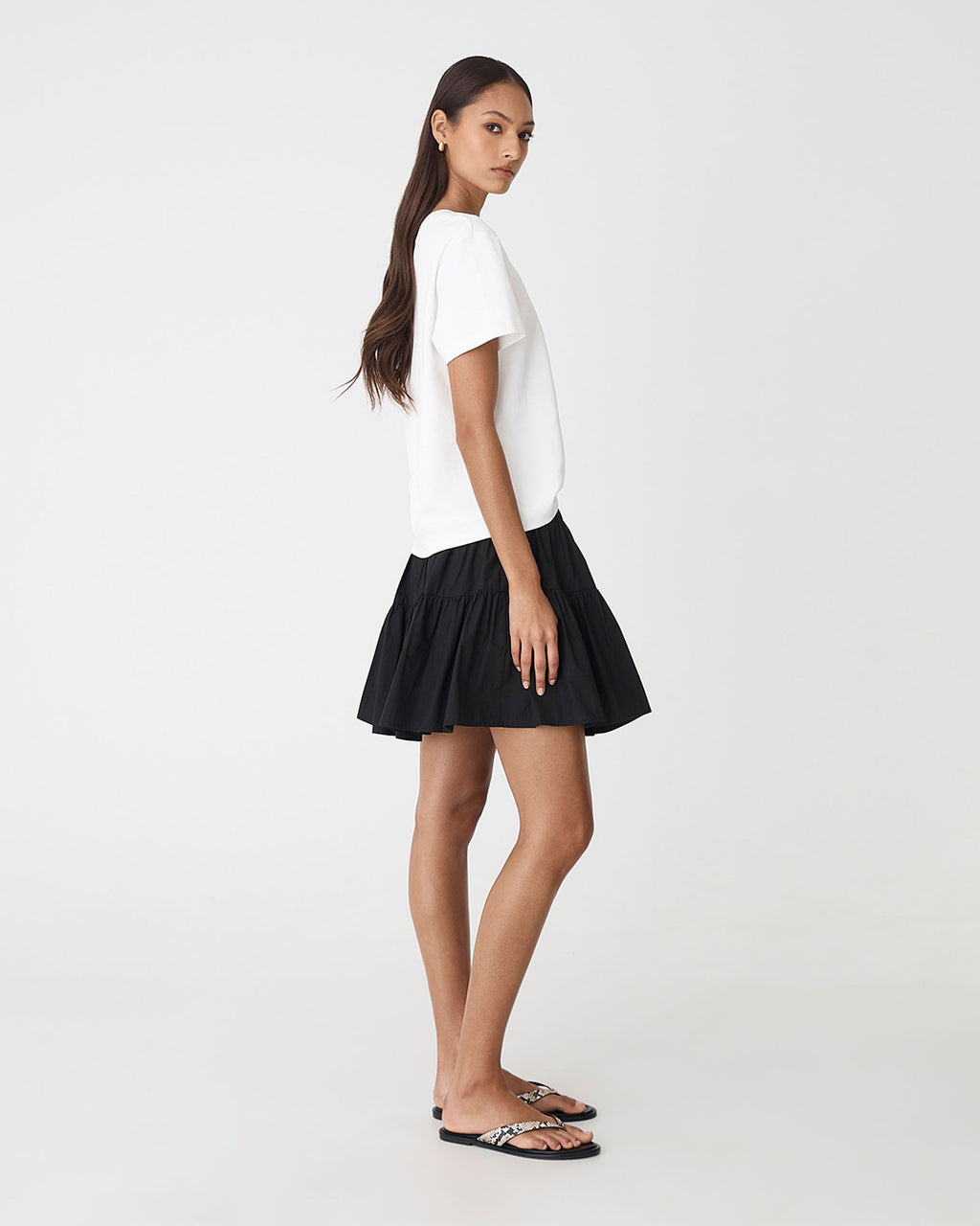Montana Tiered Mini Skirt in black — side view 2