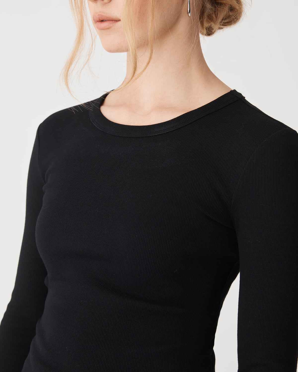 Devon Long Sleeve Rib Tee in black — fabric detail