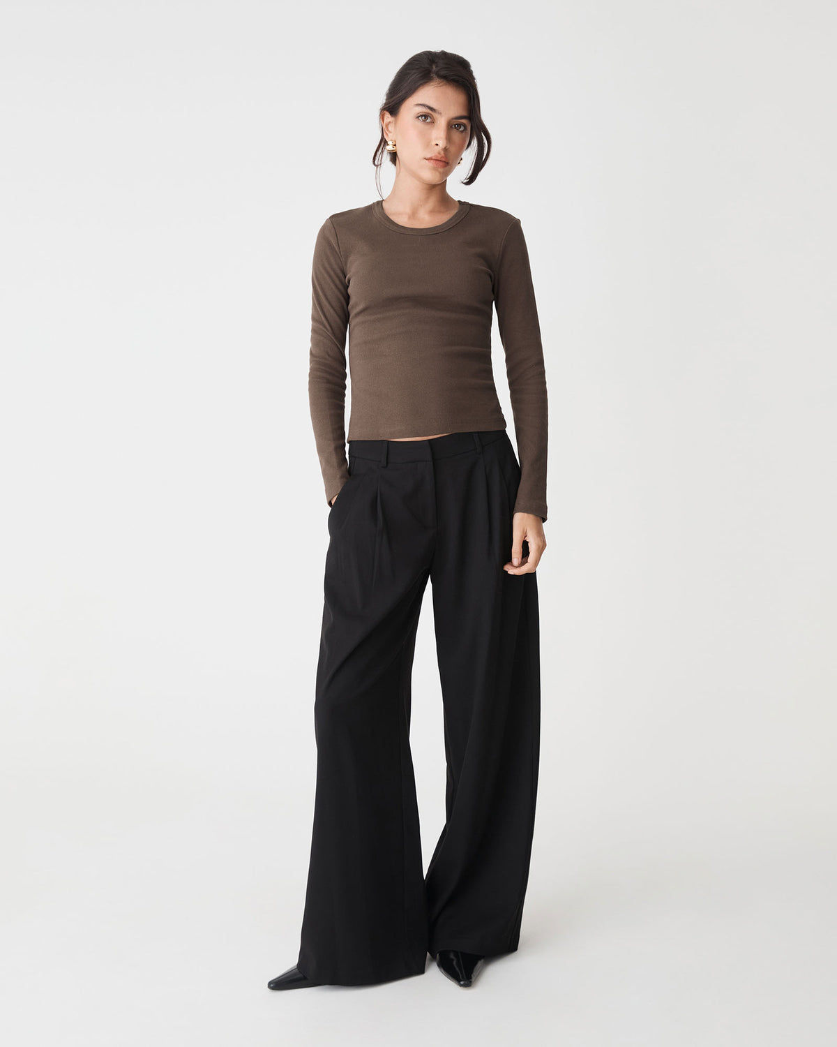 Devon Long Sleeve Rib Tee in chocolate — full-length view