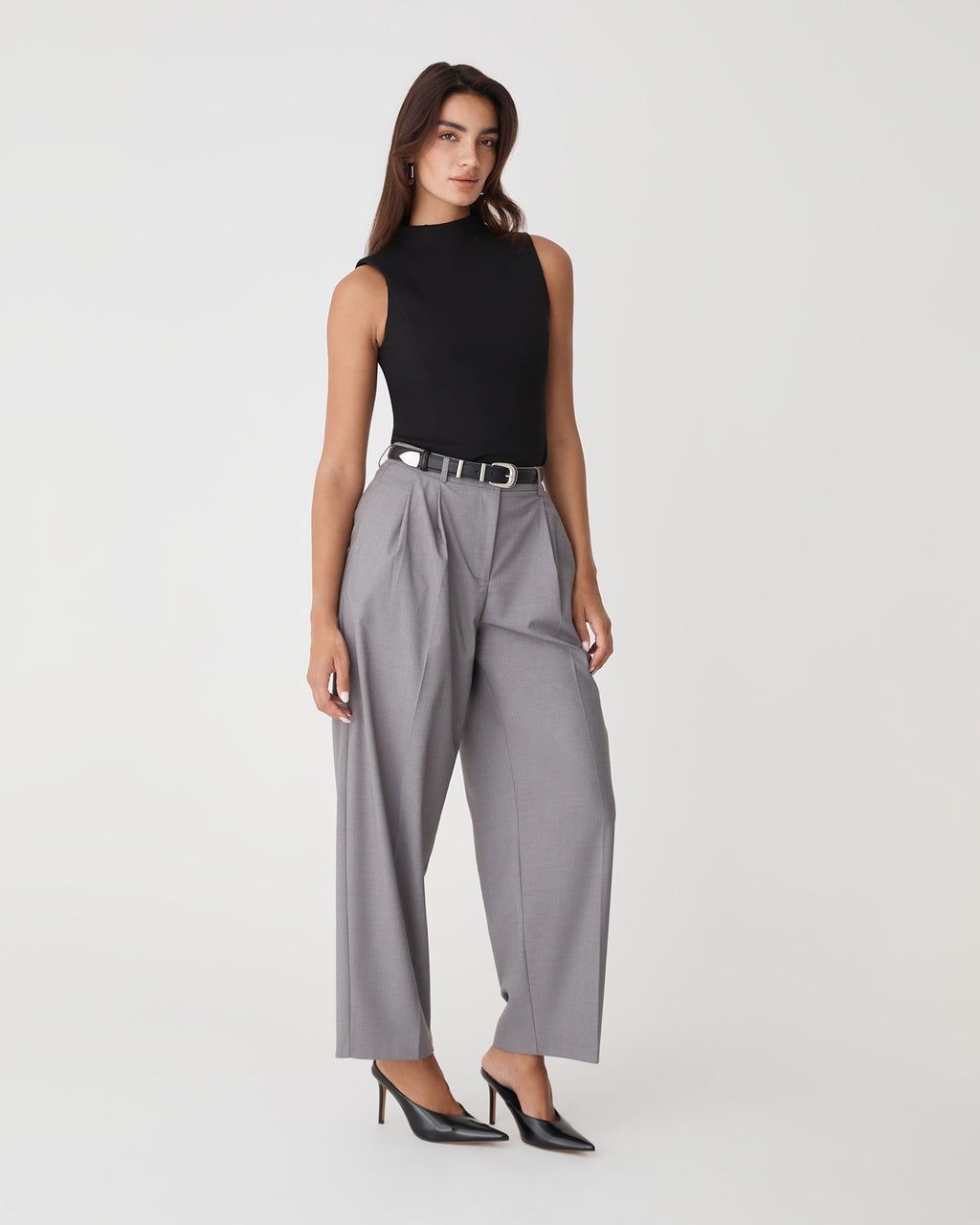 Finnley Structured Ponte Top in black — side view