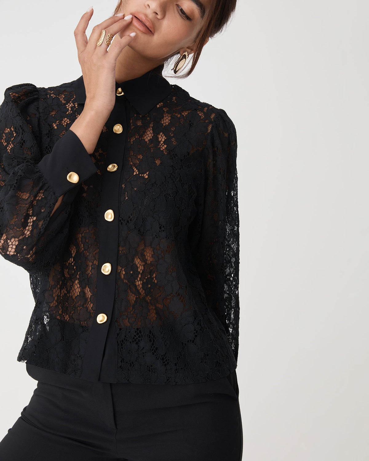 Kennedy Lace Shirt in black — close-up view 3